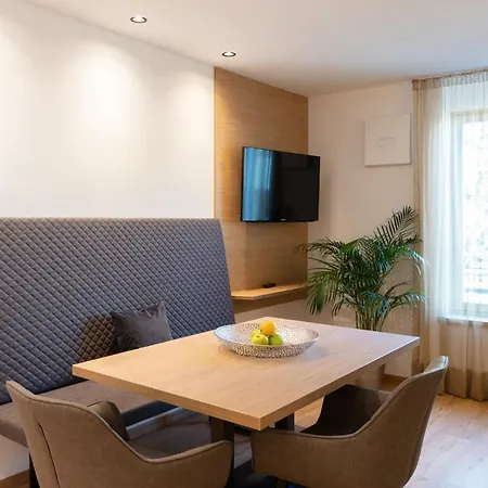 Living Neue: Modern In Brixen's Heart With Free Brixencard Apartment