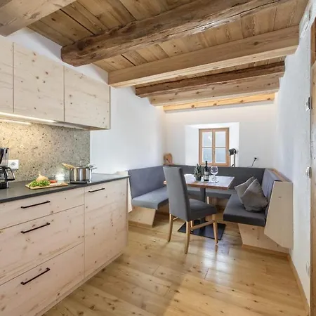 Apartment Ban Hofa *