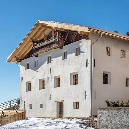 Ban Hofa Apartment Bressanone