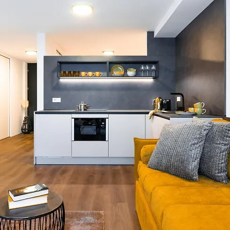 Apartment Gerharts Premium Living - Center Of With Free Parking And Brixencard Bressanone