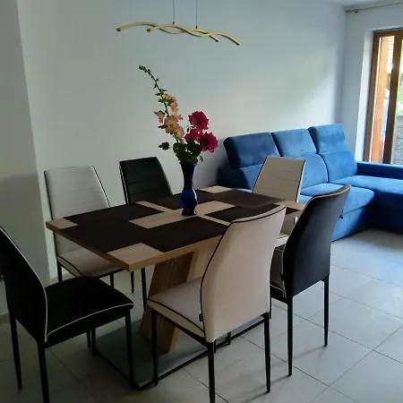 Apartment Alois *