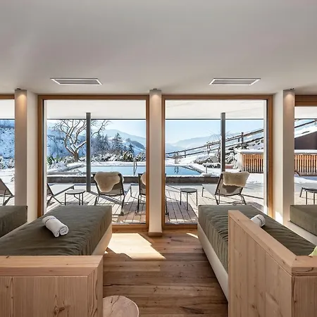 Hotel Torgglerhof 2*