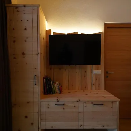 Apartment Neue Auf Dem Gebreitnerhof, Urlaub Auf Dem Bauernhof Bressanone