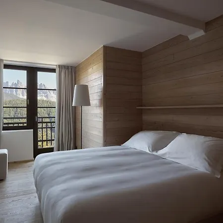 Forestis Dolomites 5*