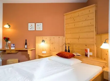 Hotel Haller & Restaurant Bressanone
