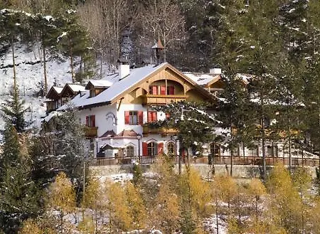Hotel Waldheim Belvedere 3*