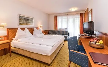 Millanderhof Hotel 3*