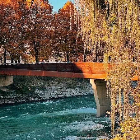 Nina • Parchi E Fiume Bressanone