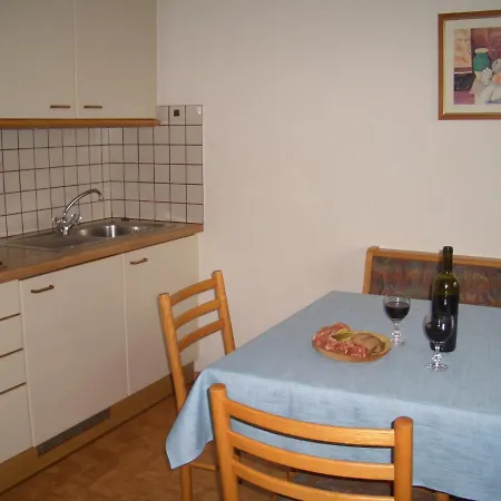 Tauberhof Apartment *