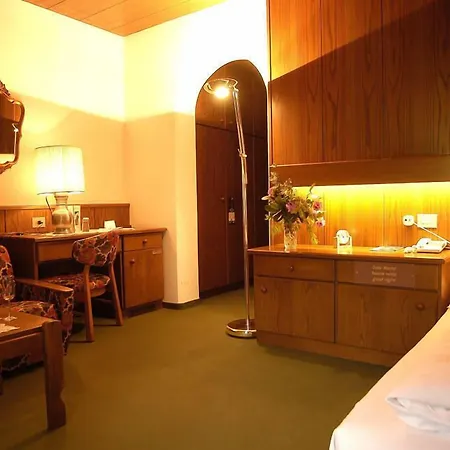 Gruener Baum Hotel Bressanone