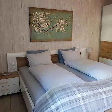 Apartment Downtown Hideout Pedestrian Zone Private Garden, Parking Card