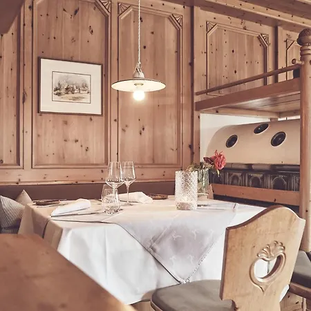 Haller & Restaurant Hotel