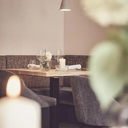 Hotel Haller & Restaurant 4*