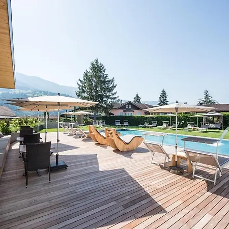 Amoret Aparthotel Bressanone