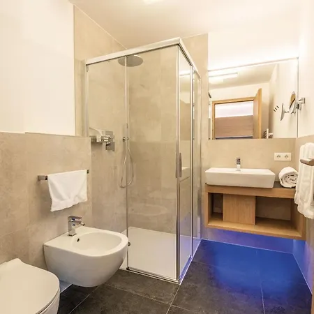 Aparthotel Amoret *