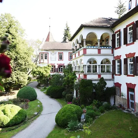 Castel Campan *