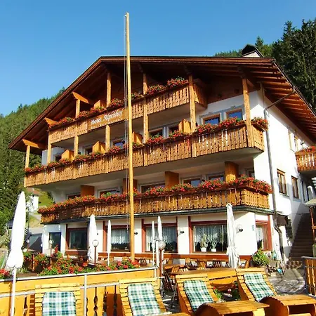 Acomodação com café da manhã  Mountain Alpenhof - Company Alpenhof Kg Sas Der Gasser Renate Bressanone