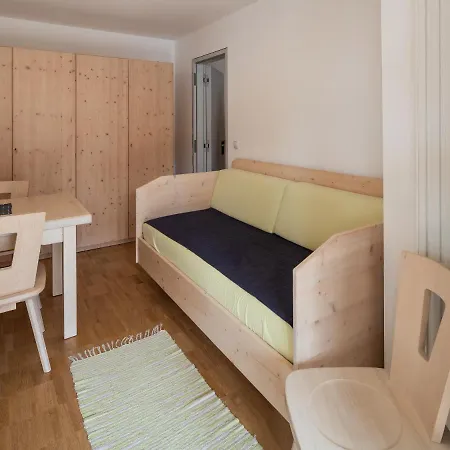 Vintlerhof Farm stay