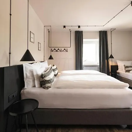 Loewenhof 4*