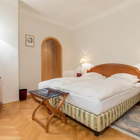 Elephant Hotel