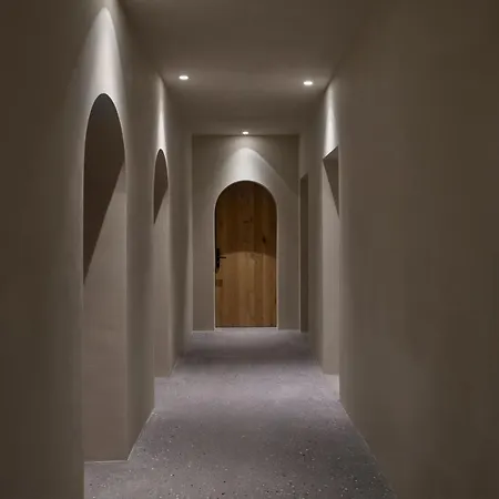 Fink Restaurant & 4*