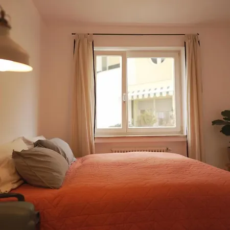 Apartment Stylish Hideout - Mountain View *