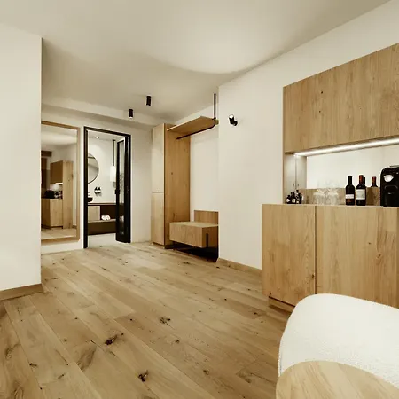 Hotel Adler Historic 4*