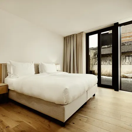 Hotel Adler Historic 4*