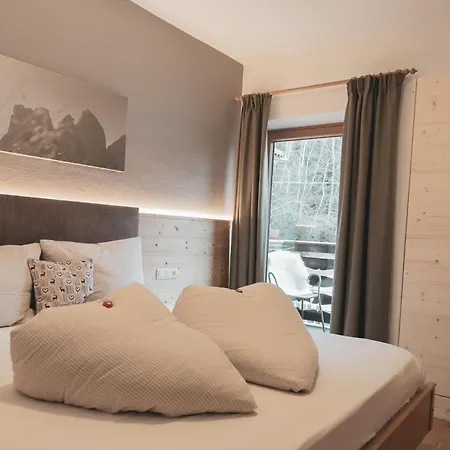 Aparthotel Alpenrose Bressanone
