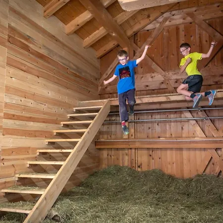 Farm stay Platzbon