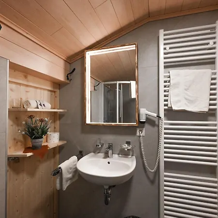 Jaegerheim Hotel 3*