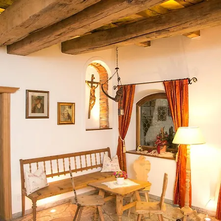 Hotel Goldenes Roessl-adults Only