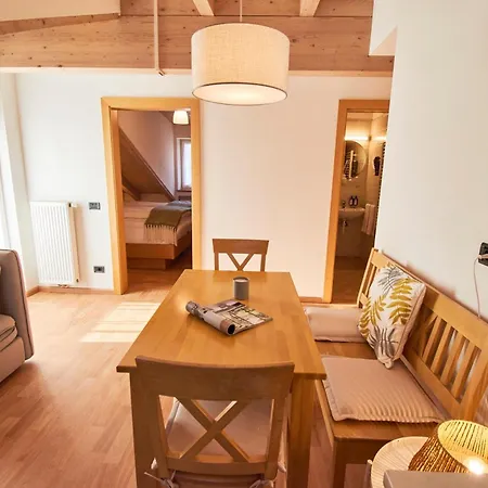 Isarcus Apartamento