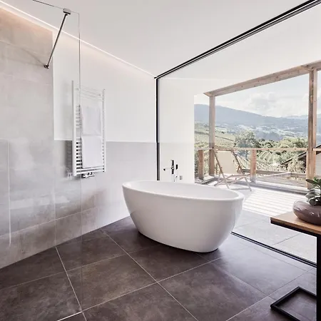 Haller & Restaurant Hotel