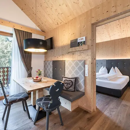 Farm stay Niederthalerhof Bressanone