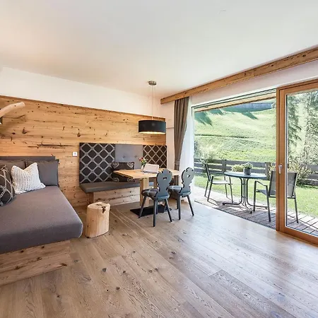 Niederthalerhof Farm stay *
