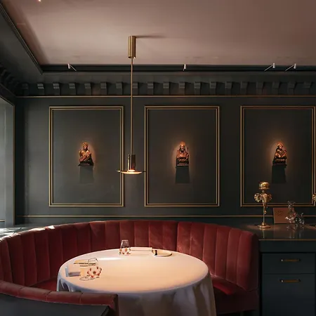 Hotel Elephant 4*