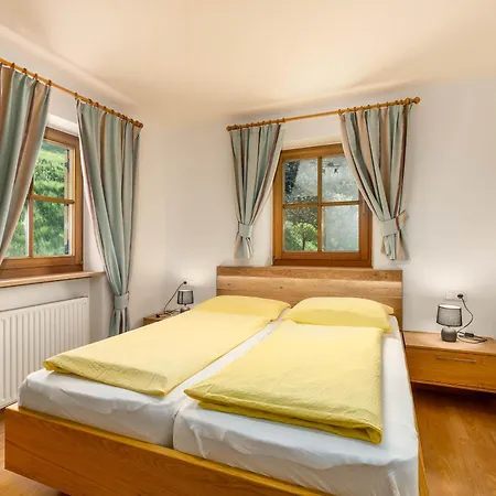 Nussbaumerhof Apartment Bressanone