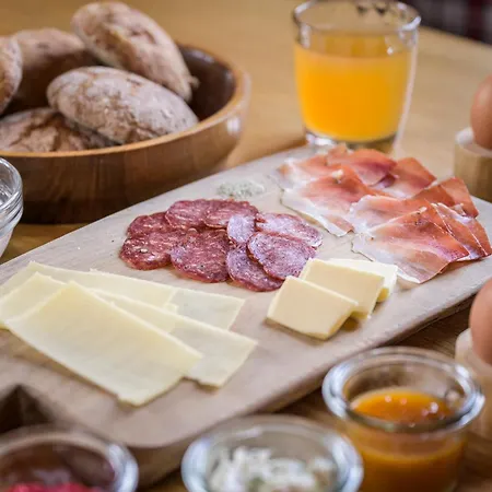 Froetscherhof, Urlaub Auf Dem Bio-bauernhof In Brixen, Appartments