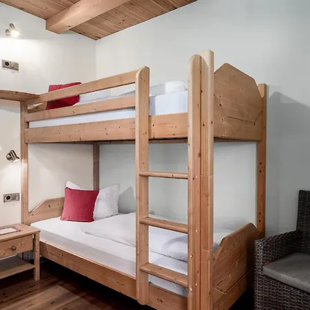 Apartment Froetscherhof, Urlaub Auf Dem Bio-bauernhof In Brixen, Appartments *