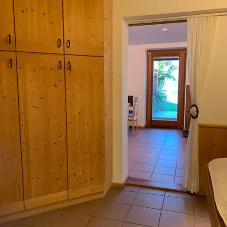 Haus Lasaun Bed & Breakfast