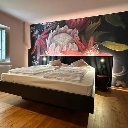 Adam - Card Included Apartment