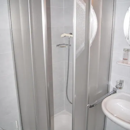 Jaegerheim Hotel 3*