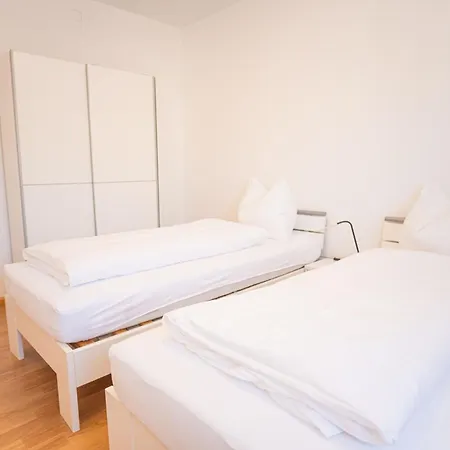A&a Apartment *