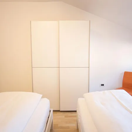 A&a Apartment *