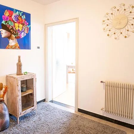 A&a Apartment