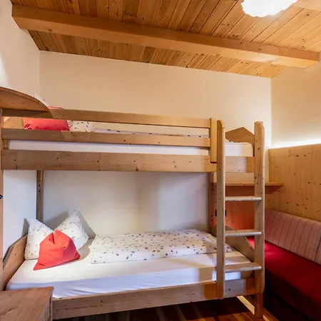 Froetscherhof, Urlaub Auf Dem Bio-bauernhof In Brixen, Appartments