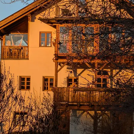 Apartment Froetscherhof, Urlaub Auf Dem Bio-bauernhof In Brixen, Appartments Bressanone