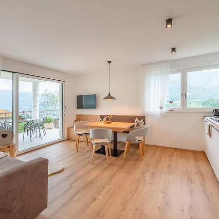 Appartamento Haus Karin 1 *