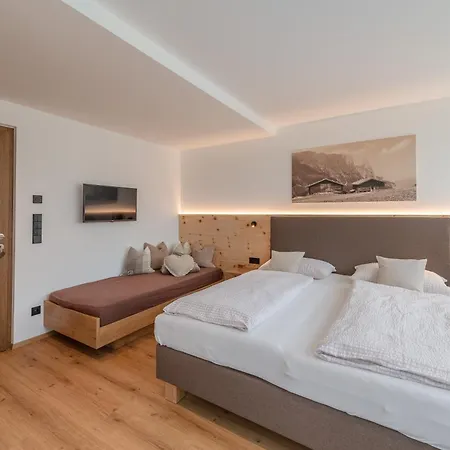 Apartment Haus Karin 1